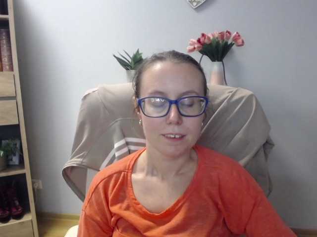 sparkleLizzy live cam on BongaCams
