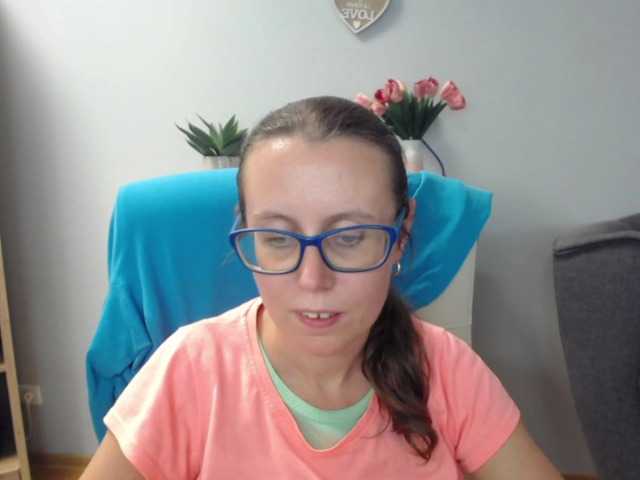 sparkleLizzy live cam on BongaCams