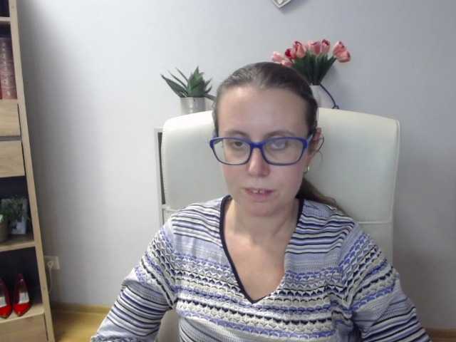sparkleLizzy live cam on BongaCams