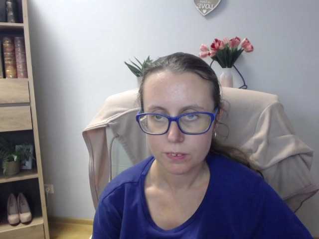 sparkleLizzy live cam on BongaCams