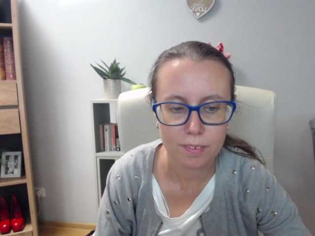 sparkleLizzy live cam on BongaCams
