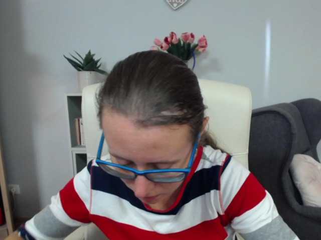 sparkleLizzy live cam on BongaCams