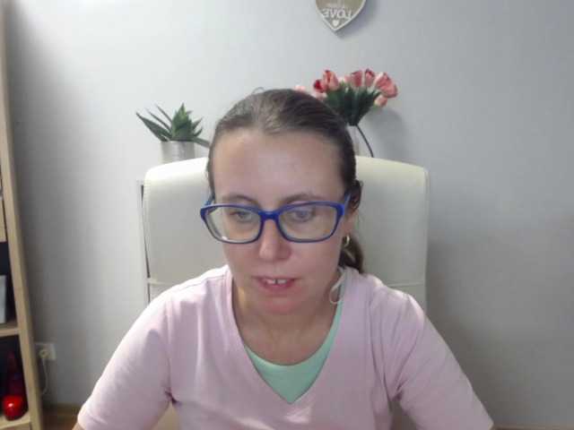 sparkleLizzy live cam on BongaCams