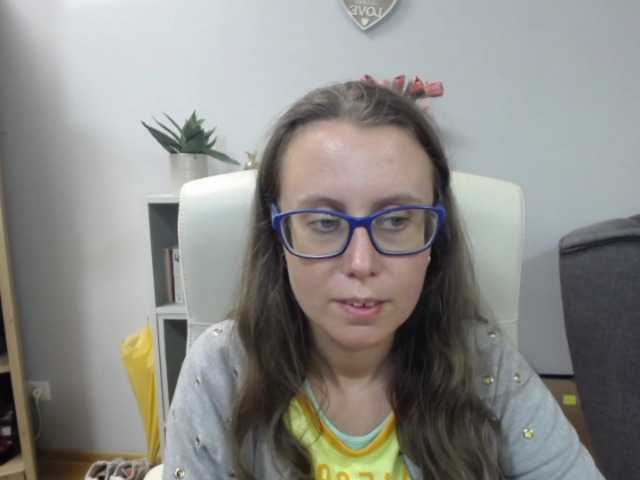 sparkleLizzy live cam on BongaCams
