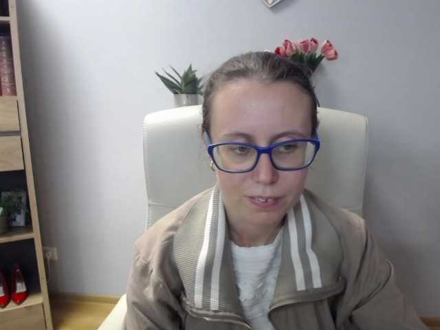sparkleLizzy live cam on BongaCams