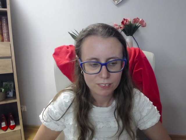 sparkleLizzy live cam on BongaCams