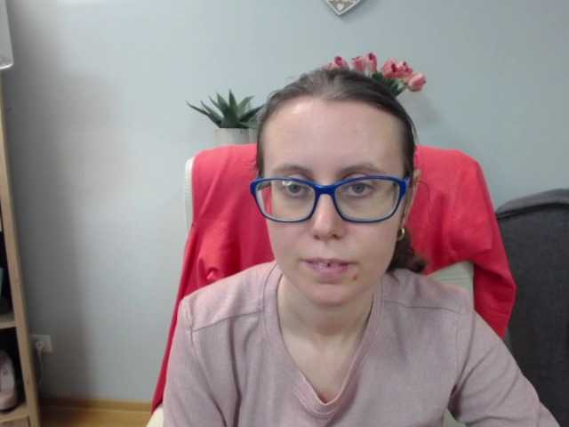 sparkleLizzy's BongaCams show and profile