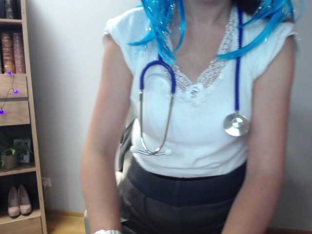 sparkleLizzy live cam on BongaCams