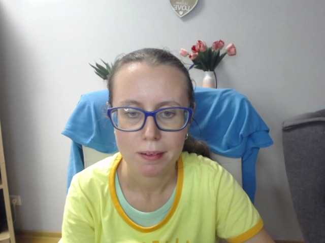 sparkleLizzy live cam on BongaCams