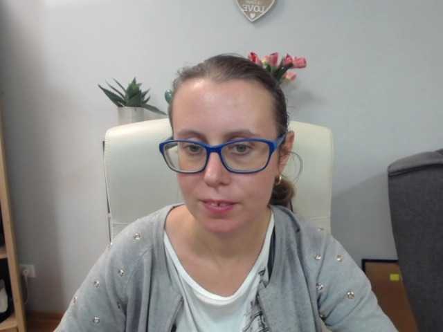 sparkleLizzy live webcam show