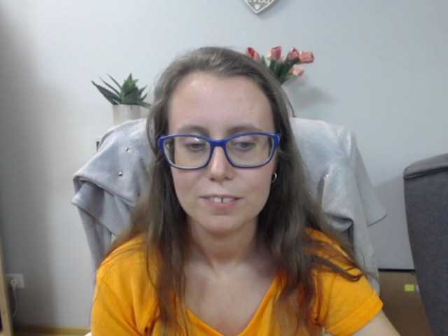 sparkleLizzy Прямой эфир на BongaCams