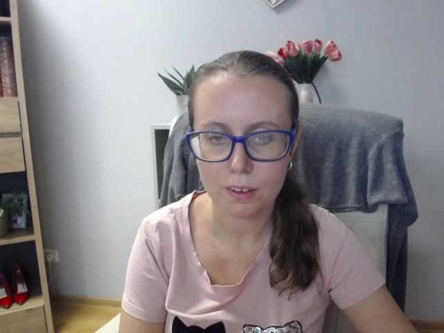 sparkleLizzy live cam on BongaCams
