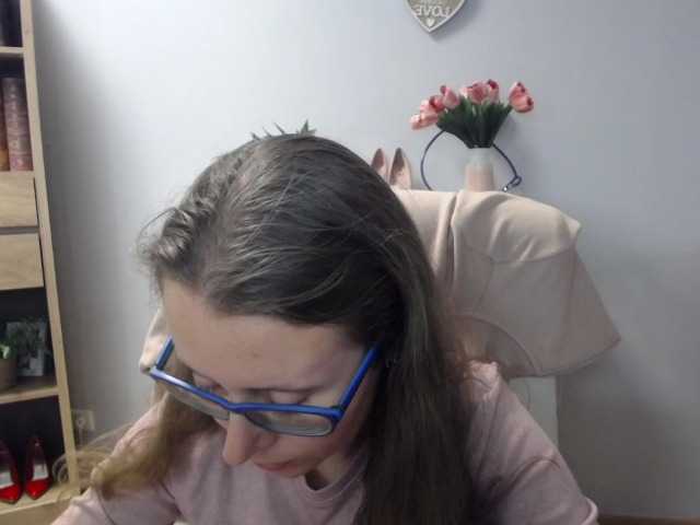 sparkleLizzy live cam on BongaCams