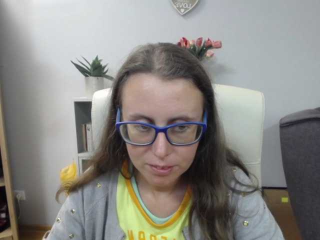 sparkleLizzy live cam on BongaCams