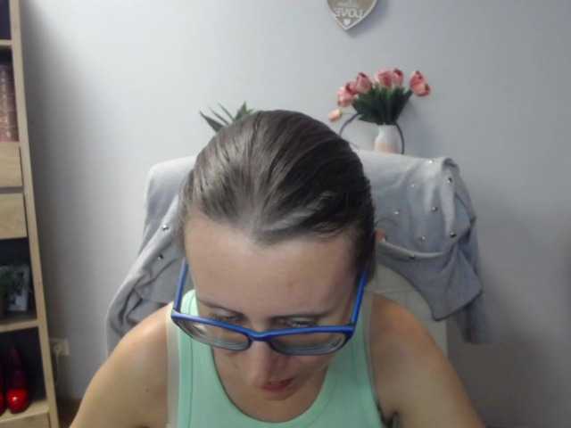 sparkleLizzy live cam on BongaCams