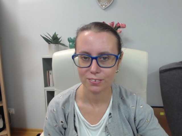 sparkleLizzy live webcam show