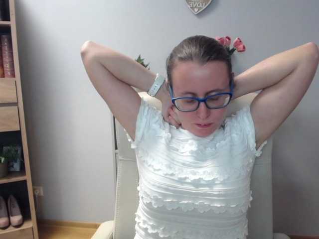 sparkleLizzy live cam on BongaCams