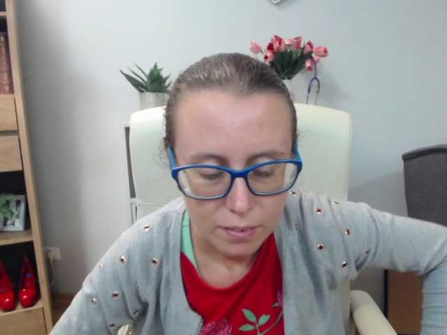 sparkleLizzy live cam on BongaCams