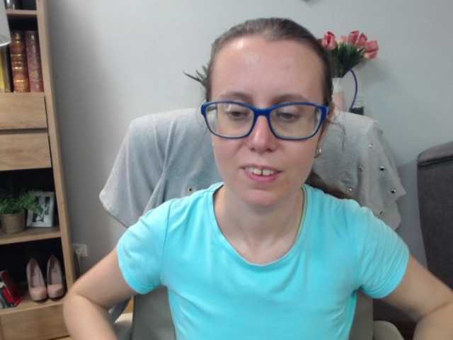sparkleLizzy live cam on BongaCams