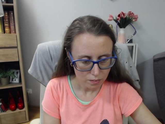 sparkleLizzy live cam on BongaCams