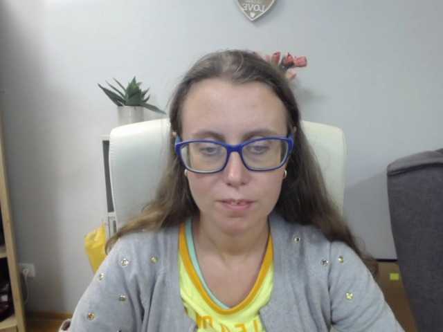 sparkleLizzy live cam on BongaCams