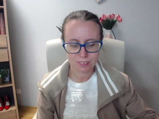 sparkleLizzy live cam on BongaCams