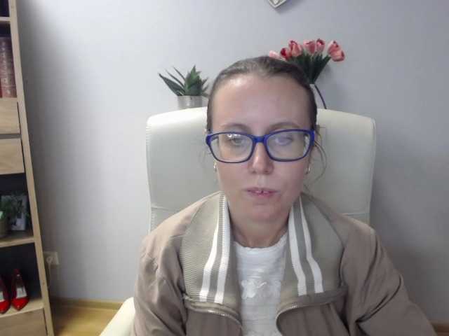 sparkleLizzy live cam on BongaCams