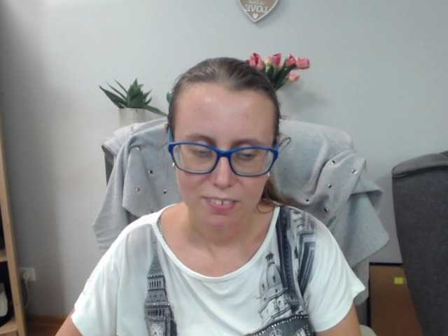 sparkleLizzy live webcam show