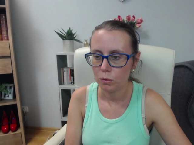 sparkleLizzy live cam on UnifiedCams