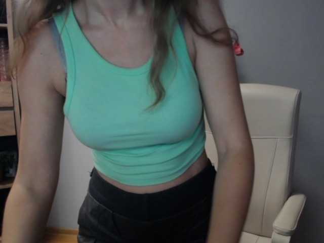sparkleLizzy live cam on BongaCams
