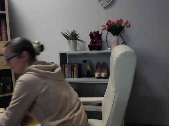 sparkleLizzy webcam