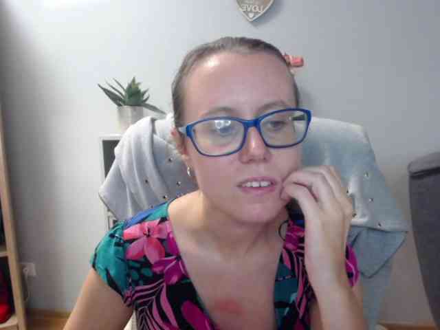 sparkleLizzy webcam