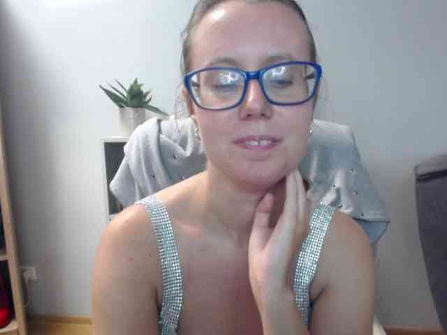 Model: sparkleLizzy