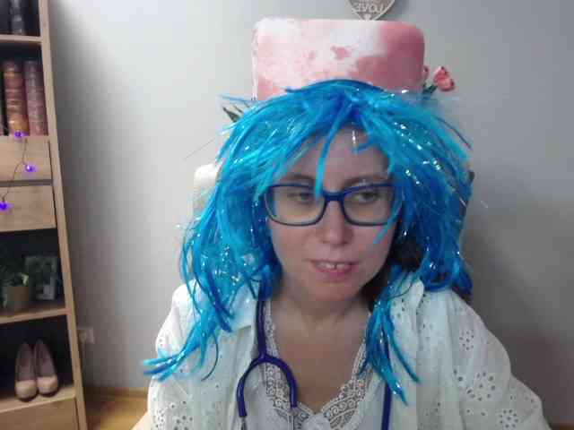 Model: sparkleLizzy