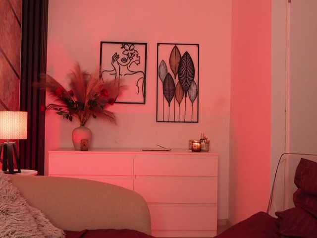 angell-wow live cam on BongaCams