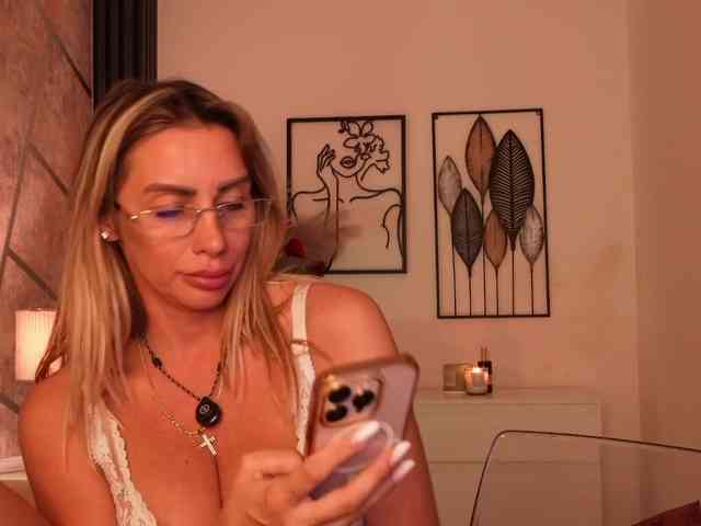 angell-wow webcam