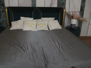 MagikPeachh Porn Show