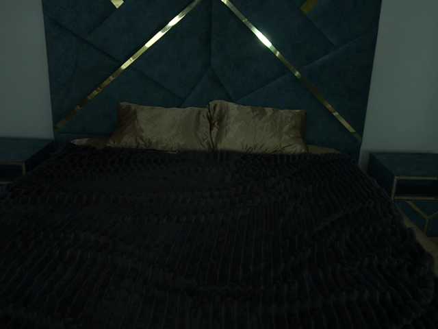 MagikPeachh live cam on BongaCams