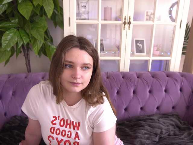 MagikPeachh live cam on BongaCams