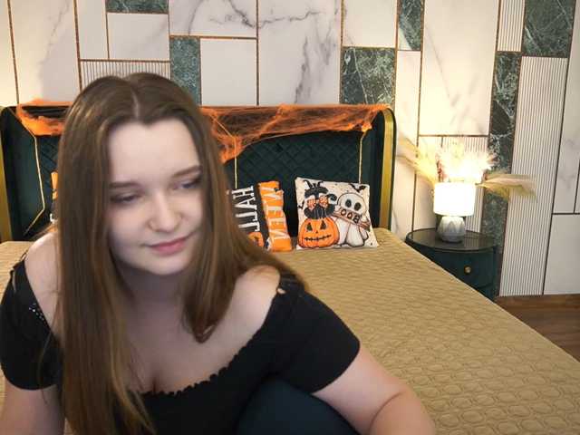 MagikPeachh live cam on BongaCams