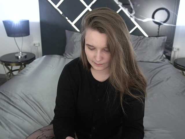 MagikPeachh live cam on BongaCams