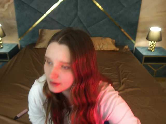 MagikPeachh live cam