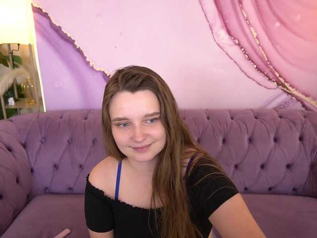 MagikPeachh live cam