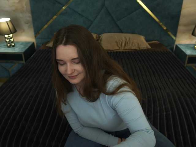 MagikPeachh live cam on BongaCams