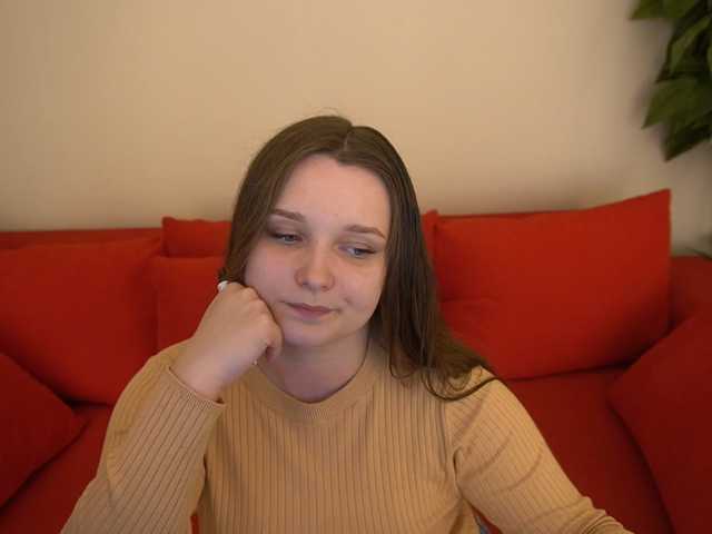 MagikPeachh live cam on BongaCams