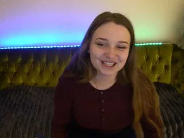 MagikPeachh live cam on BongaCams