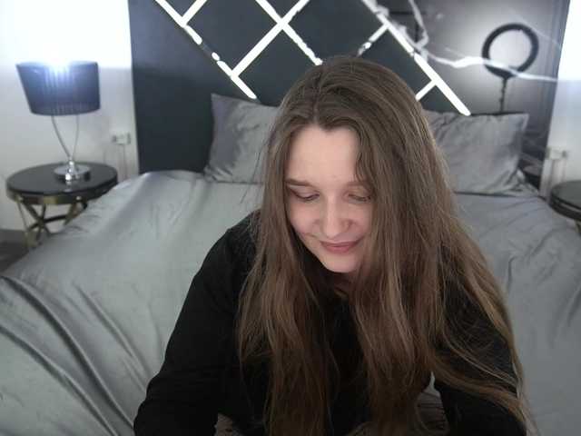 MagikPeachh live cam on BongaCams