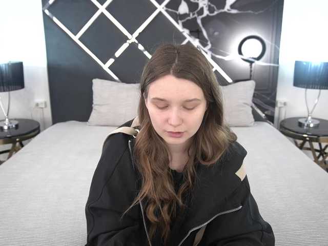 MagikPeachh live cam on BongaCams