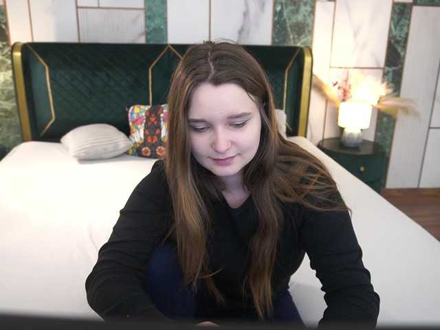MagikPeachh live cam on BongaCams