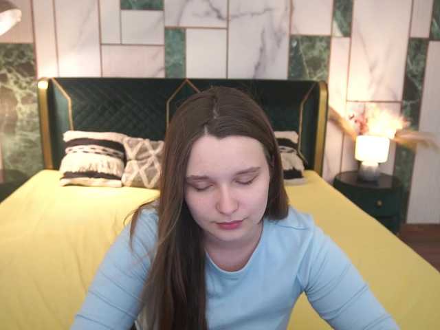 MagikPeachh live cam on BongaCams